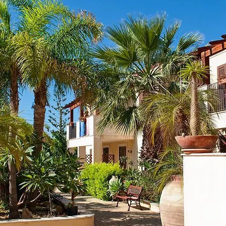 Casa Del Mar Sicilia 3* マリーナ・ディ・モーディカ