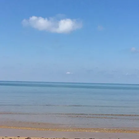 アパートホテル Casa Del Mar Sicilia 3*